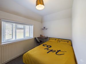 bedroom 6 - click for photo gallery